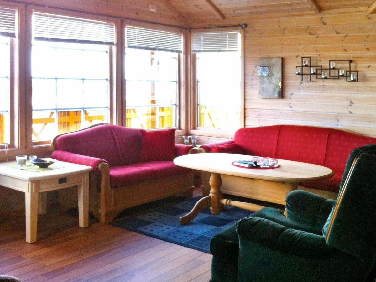 Three-Bedroom Holiday Home In Dyrvik Tuvnes Phòng bức ảnh